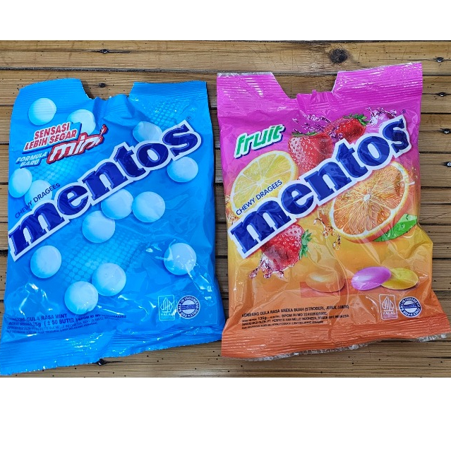 

Permen Mentos Bungkus.