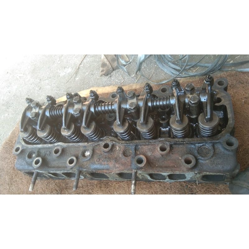 Cylinder Head Isuzu Panther 2.3