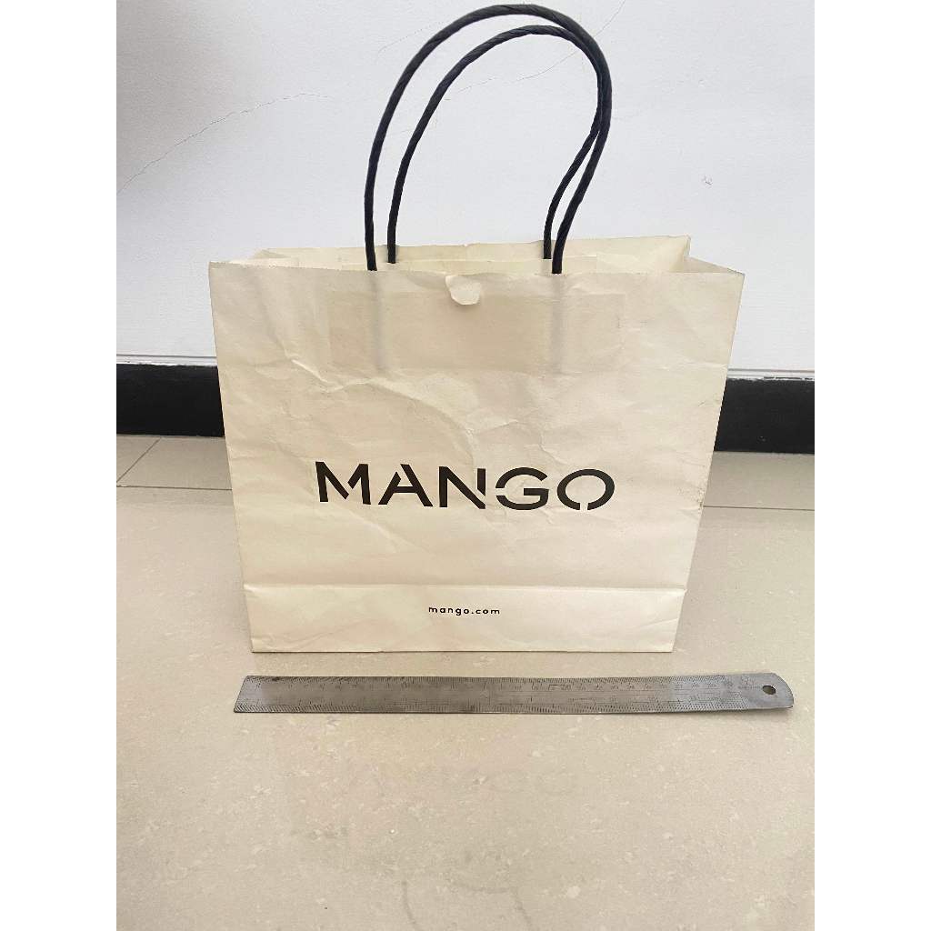 

PAPER BAG MANGO TAS KERTAS MERK MANGGO PUTIH TALI SHOPPING BAG KEMASAN BUNGKUS TAS BAG MANGO