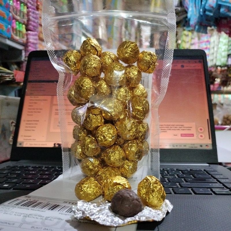 

PROMO COKELAT COMPOUND RASA PEANUTS ISI 50 pcs@300g