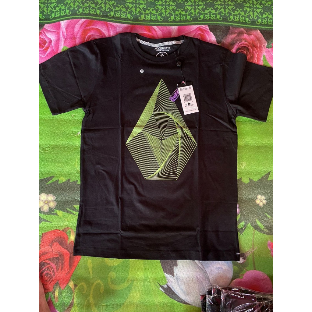 Baju Kaos Volcom Premium-Import//Baju Kaos Volcom//Baju Kaos Branded//