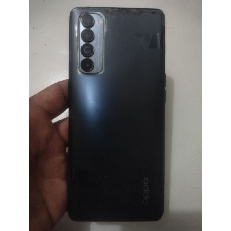 Oppo Reno 4 Pro minus