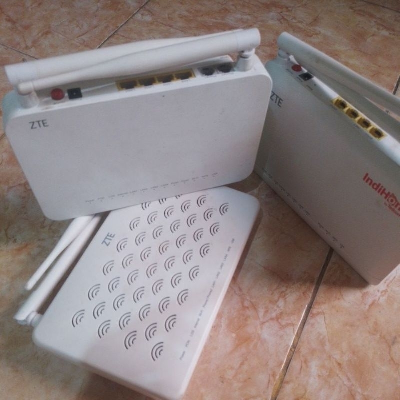 ZTE F670L 5G,ZTE V3,ZTE V1