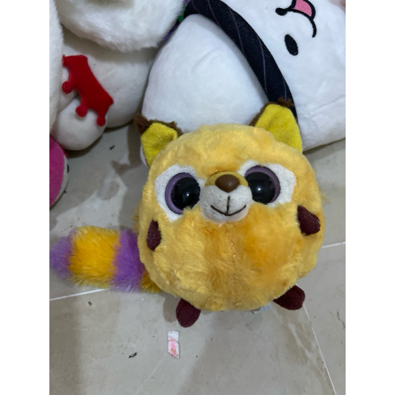 boneka mabel serigala ekor panjang