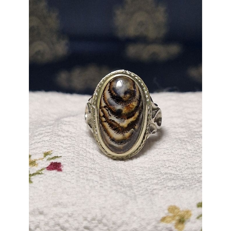 Batu Akik Lawasan Unik Asli Batu Alam by Bertuah Gemstone