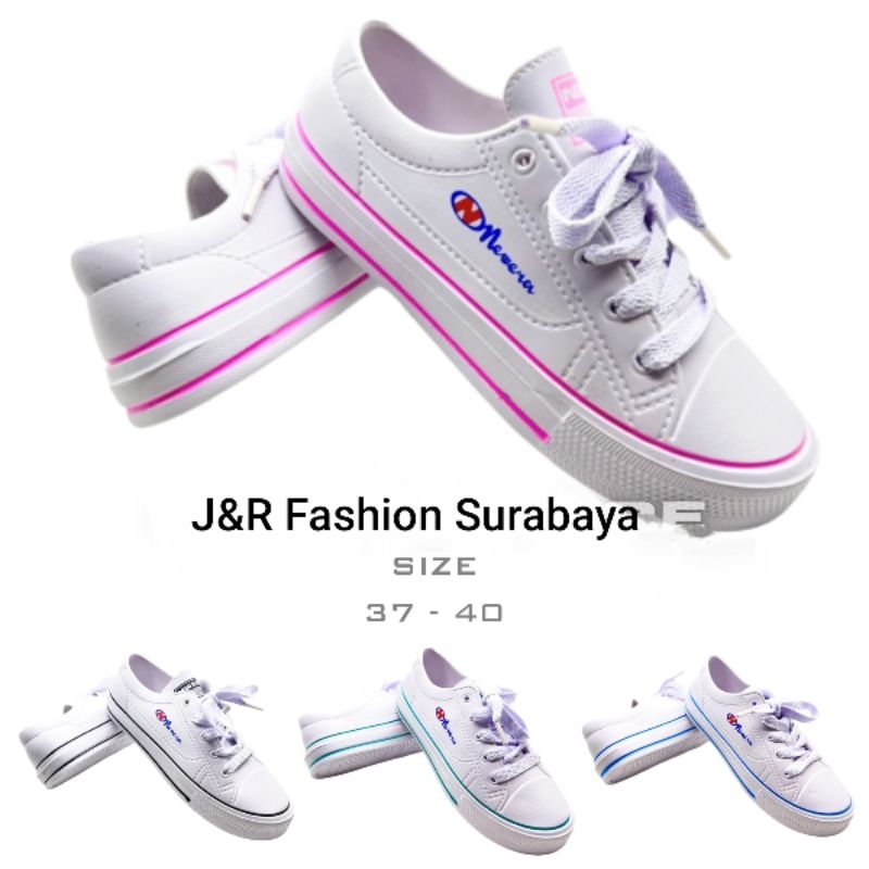 Sepatu Karet Putih Cewek New Era Ringan Bahan Phylon