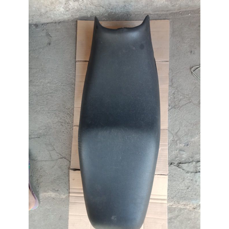 jok honda megapro monoshock original