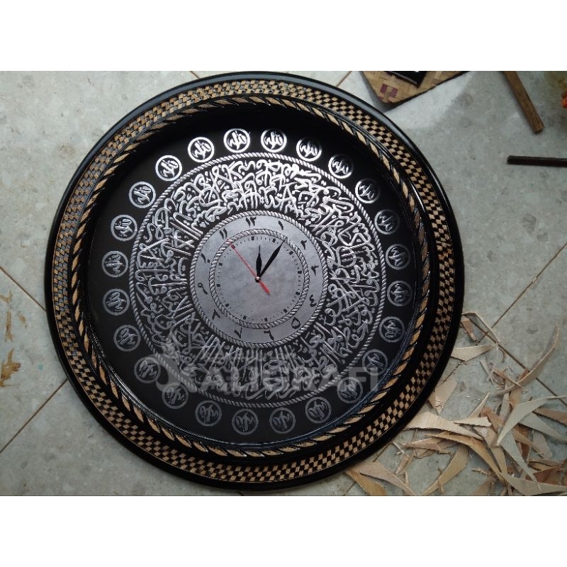 kaligrafi jam dinding ukiran 75cm dari kayu asli