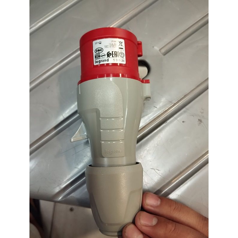 Plug Legrand 16A 3 phase 4 pin