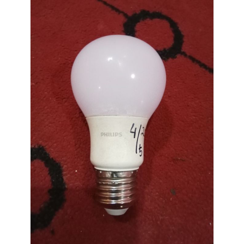 lampu LED Philip off