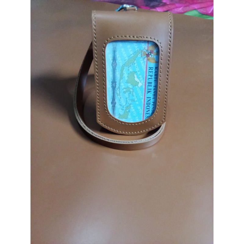 

ID CARD HOLDER KULIT NAME TAG GANTUNGAN KARTU TANDA PENGENAL