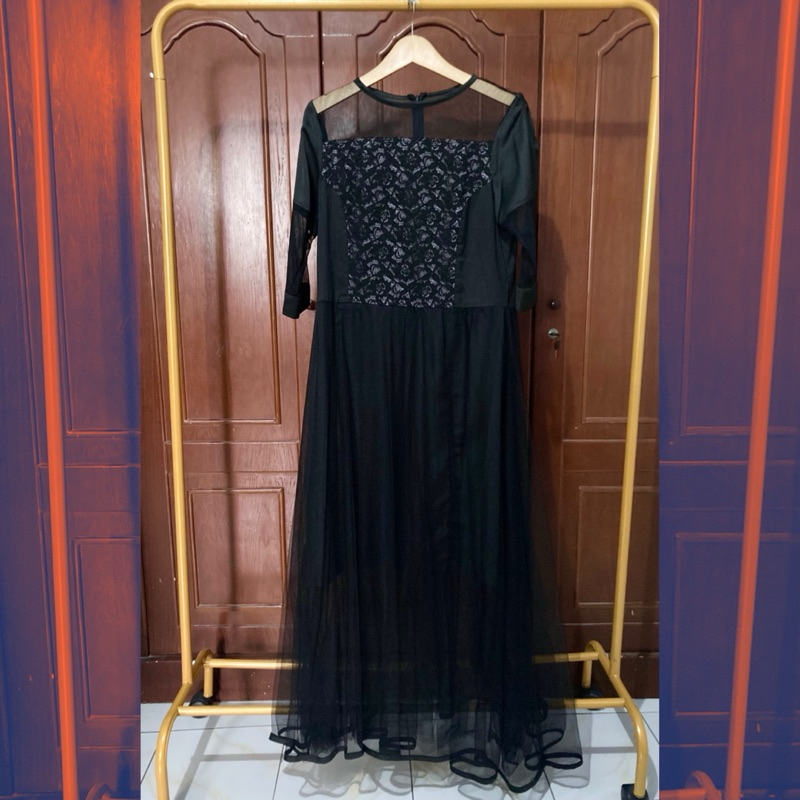 [PRELOVED 7] Gaun Pesta Hitam Sifon Black Silk Gown Chiffon Long Dress Custom Made ada Brokat Brukat