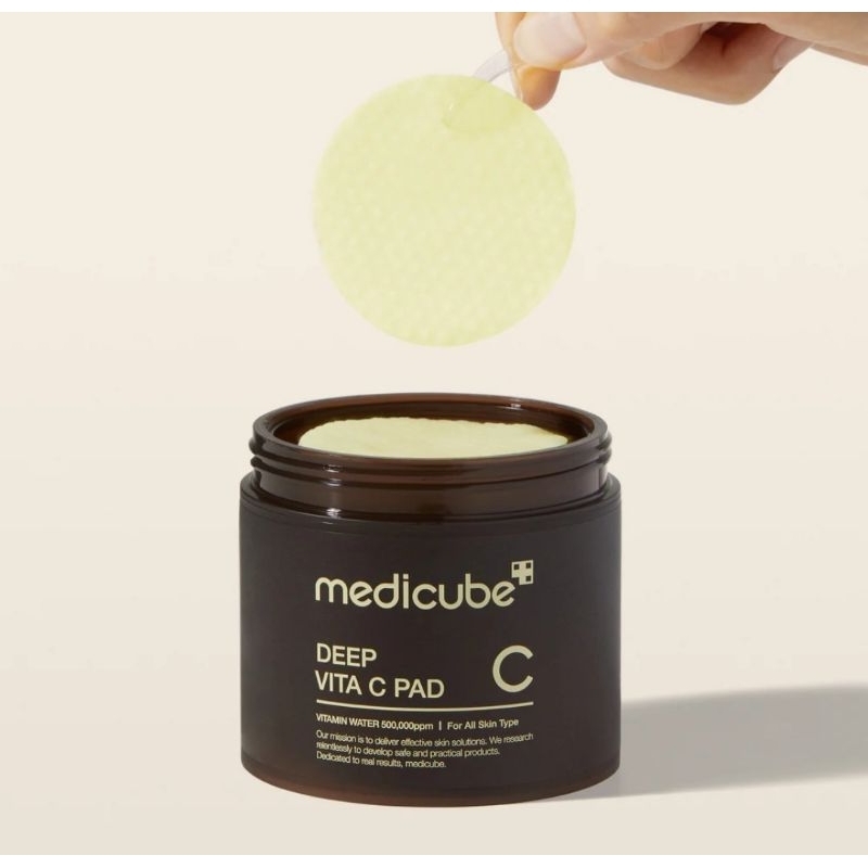 MEDICUBE Deep Vita C pad (70 Pads)