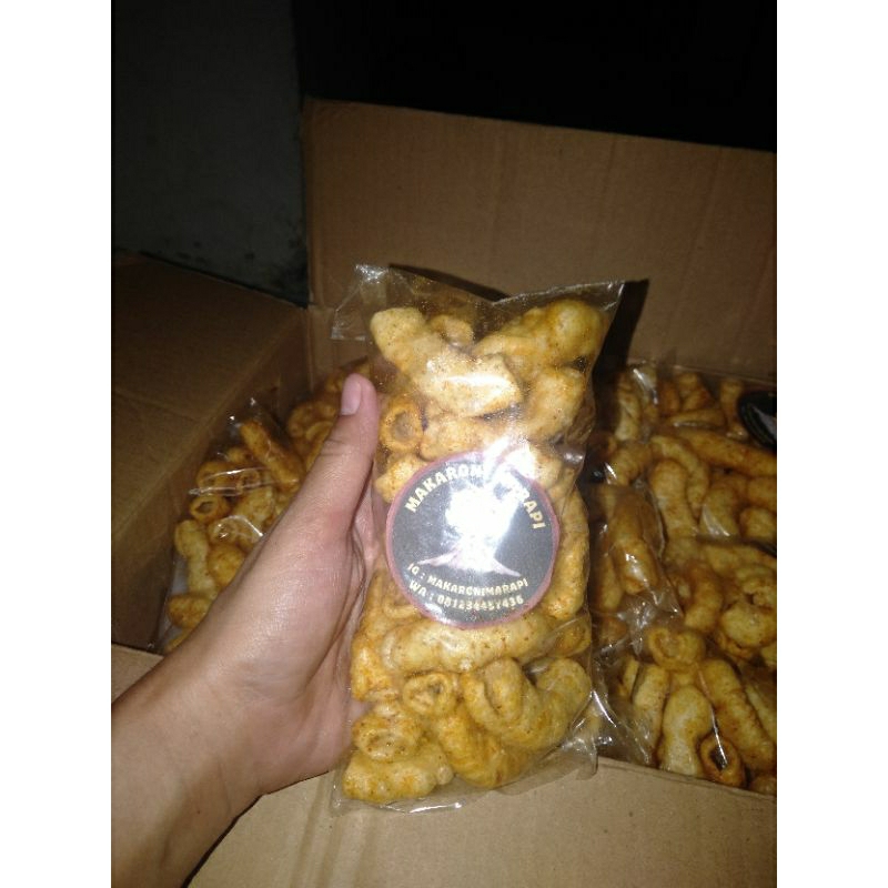 

Makaroni / Krupuk Makaroni / Makaroni Mekar / Krupuk / Makaroni pedas / cemilan