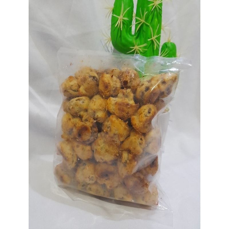 

Kue Soes Coklat ukuran 0.5 - 1 Kg