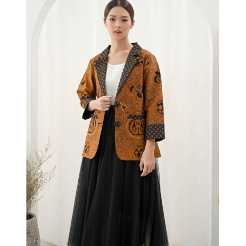 BLAZER WANITA BATIK BY INDONESIA BUTIK