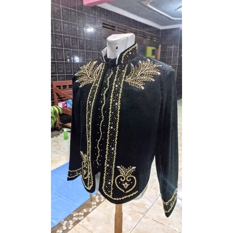 Beskap Jawa Jumbo / Baju adat pernikahan / Baju jawa