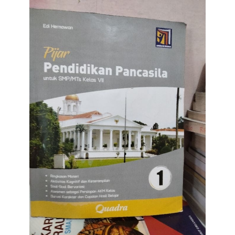 buku pijar pendidikan pancasila/ppkn kelas 7 VII 1 smp mts quadra kurikulum merdeka
