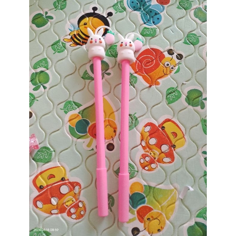 

pena macaron gantungan lucu