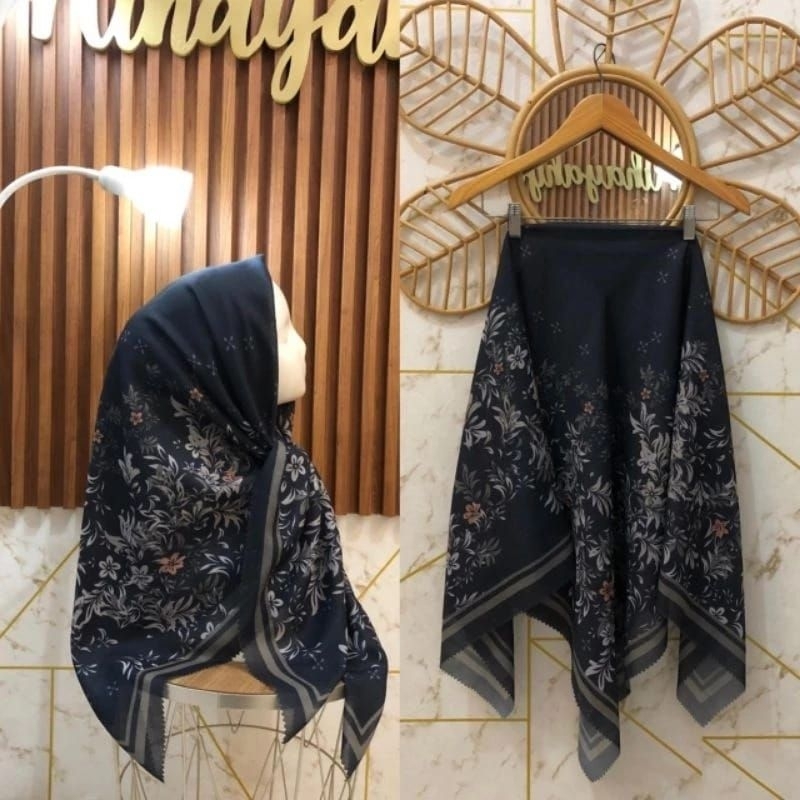 KERUDUNG SEGI EMPAT MOTIF BUNGA TERBARU