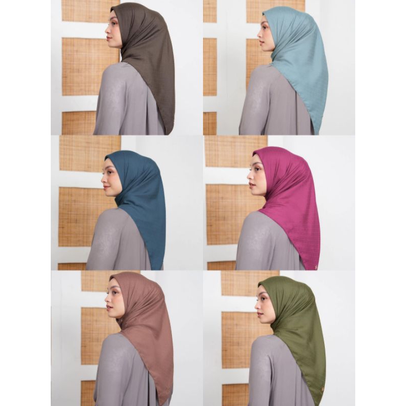 HL SIGNATURE EMBOSS SCARF BY HEAVENLIGHTS