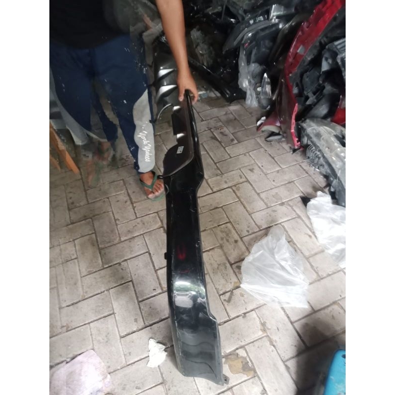 bodykit belakang Ertiga tahun 2019