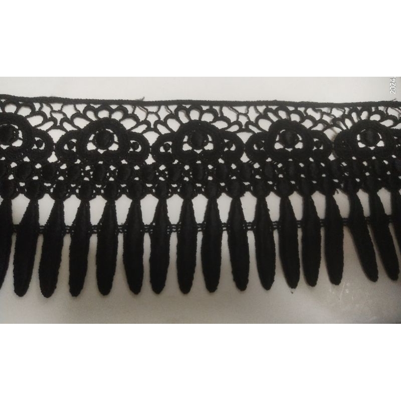 Renda bordir giper hitam
