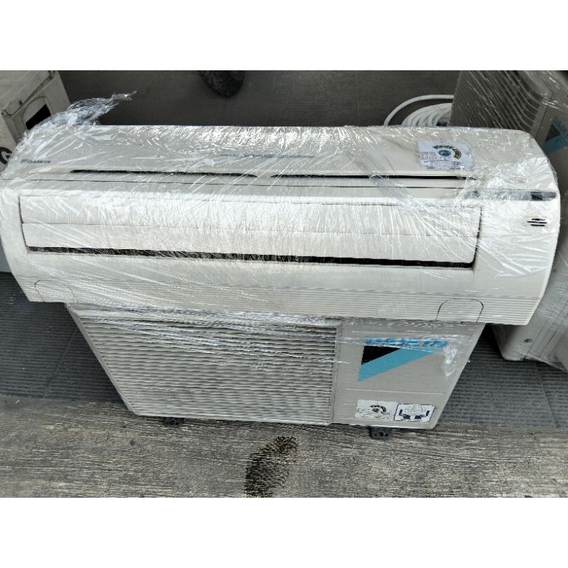 AC SECOND ORIGINAL DAIKIN 1/2 PK