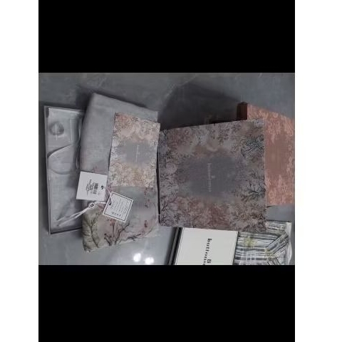 Preloved Hijab Buttonscarves