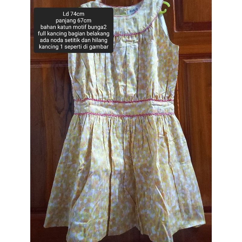 Preloved dress anak perempuan warna kuning motif bunga kecil