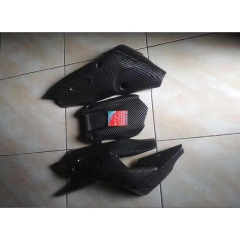 cover swing arm xabre carbon clup