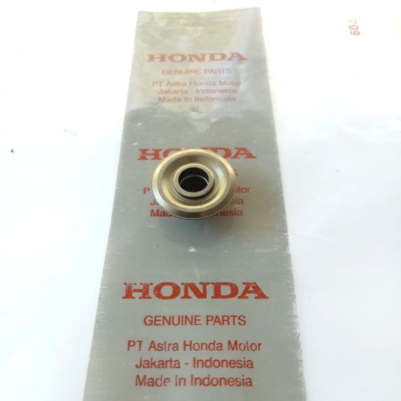 Retainer Shim Rumah Kuku Klep Atas Per Klep Honda CB150 CBR150 Sonic Supra GTR Original