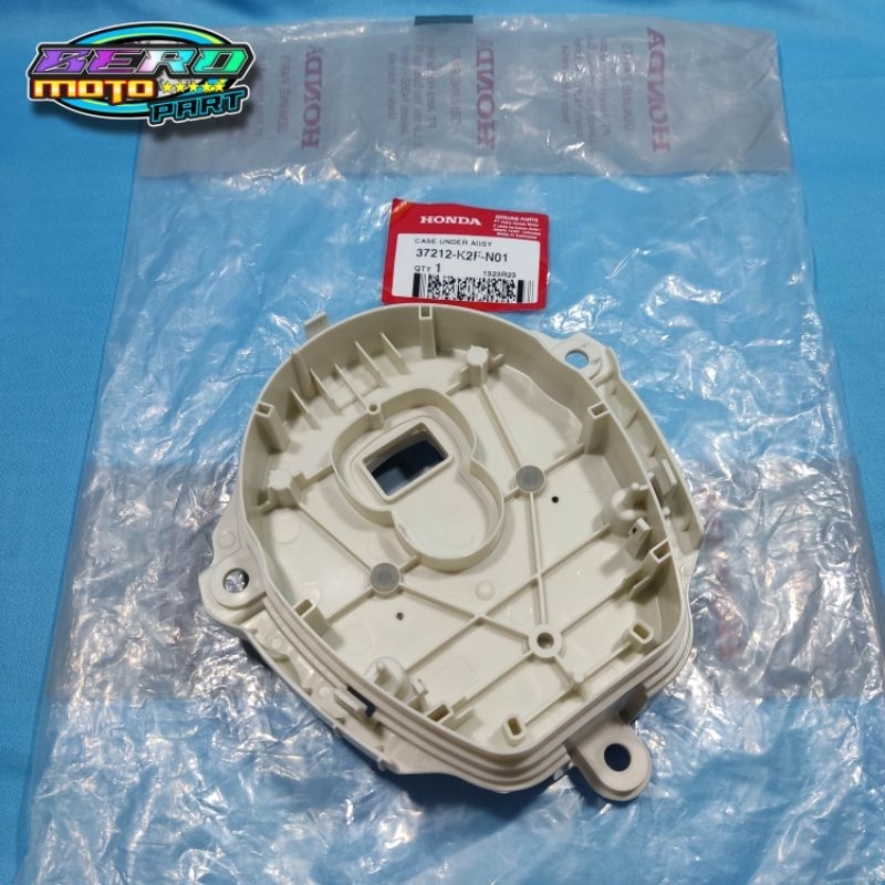 Cover bawah speedometer Scoopy new Scoopy pretige K2F original