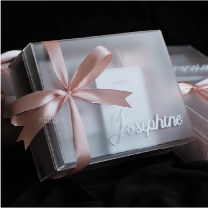 

CUSTOM KOTAK ACRYLIC BOX BRIDESMAID DAN GROOMSMAN - ACRYLIC BOX