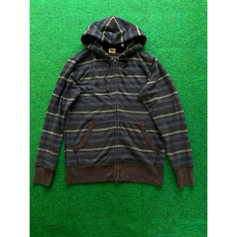 zh uniqlo motif navajo