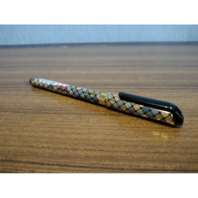 

Pulpen GP-965 Tinta Hitam 0,5mm (per 1 pcs)