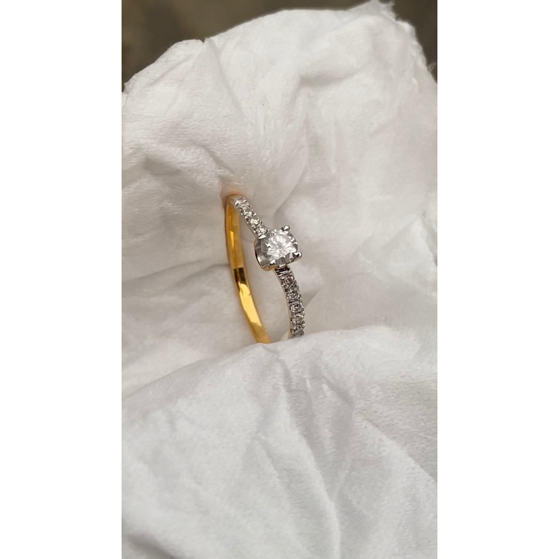 cincin emas berlian solitaire