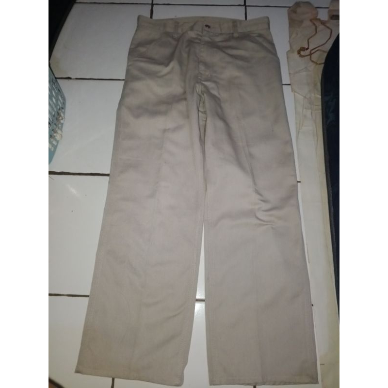 Celana Chino Carhartt