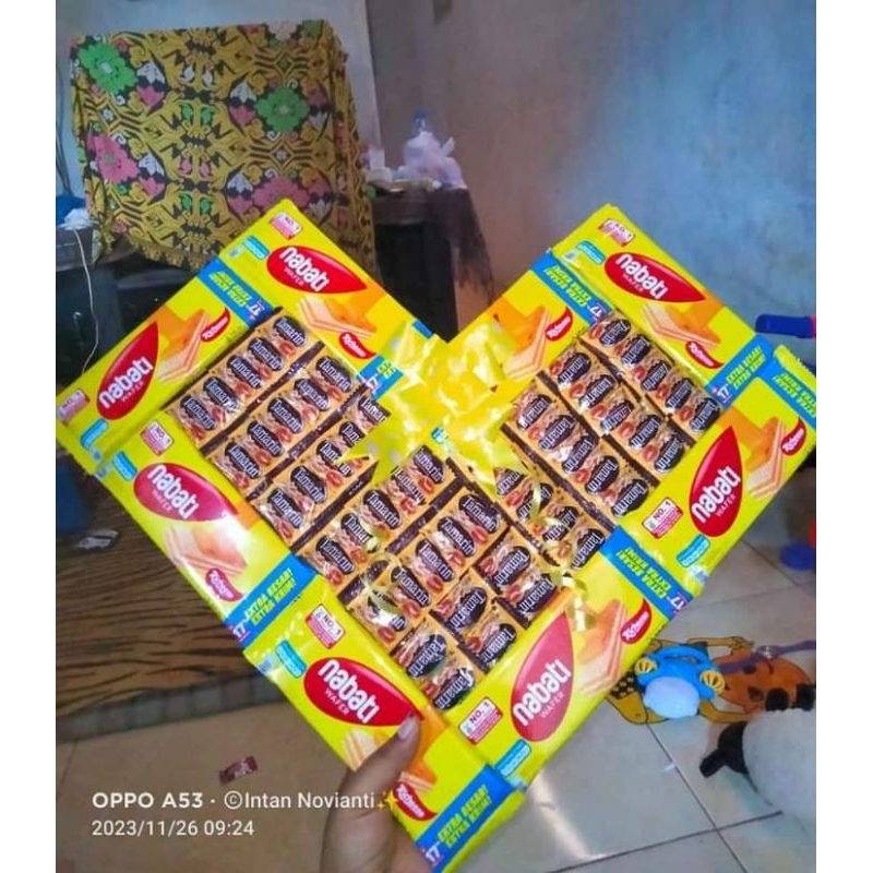 

Buket Snack Love/Buket Snack Murah/Buket Love