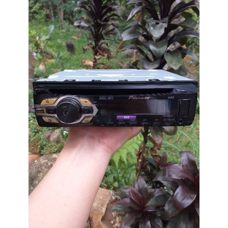 TAPE TIP MOBIL SEKEN/SECOND PIONEER DEH-1450UB SPEK RADIO/MP3/WMA/CD RW/USB/AUX IN