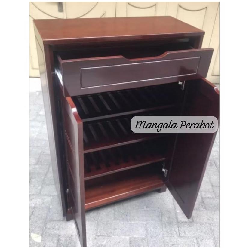 Lemari Sepatu Full Kayu Minimalis