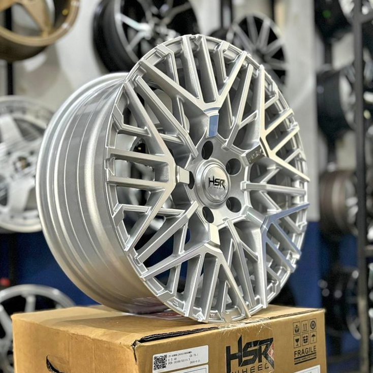 Velg racing r17 hsr wheel mobil innova ertiga xpander civic camry brv hrv almaz dll ring 17