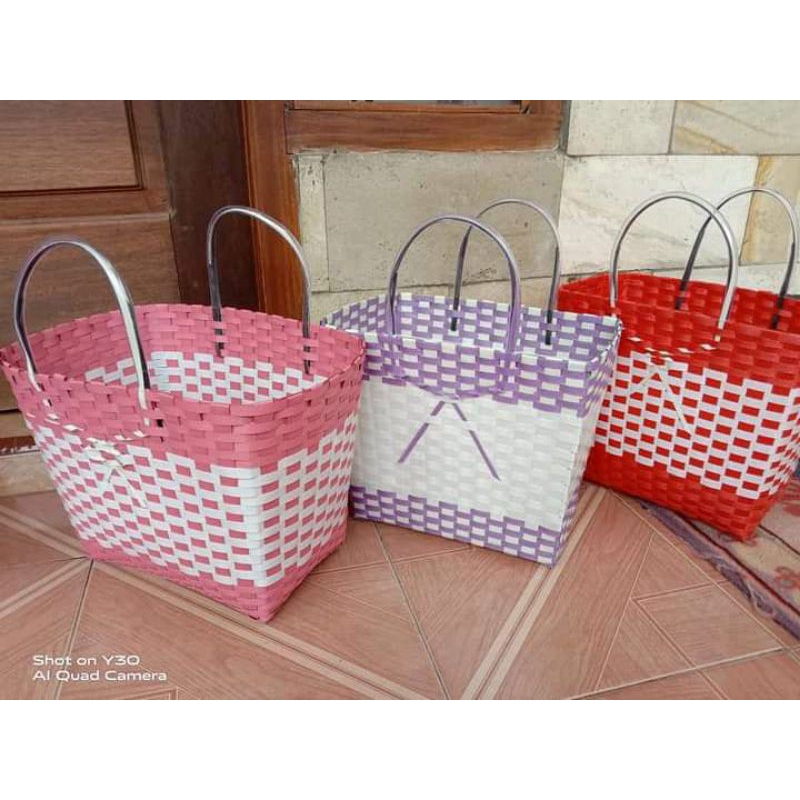 

Tas sembako tanggung 24x13x21/Tas Hajatan/anyaman plastik murah/hampers dan kardus atau twinwall