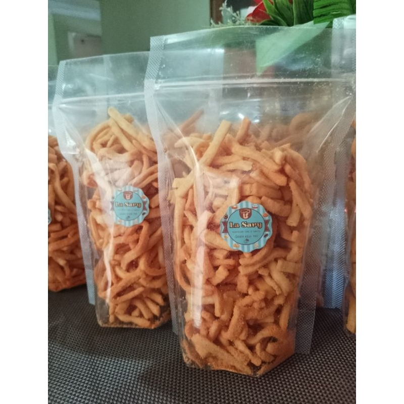 

Kerupuk Stik Balado La Sary 200gr