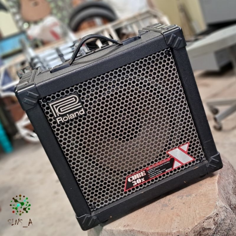Ampli Gitar ROLAND CUBE 30X