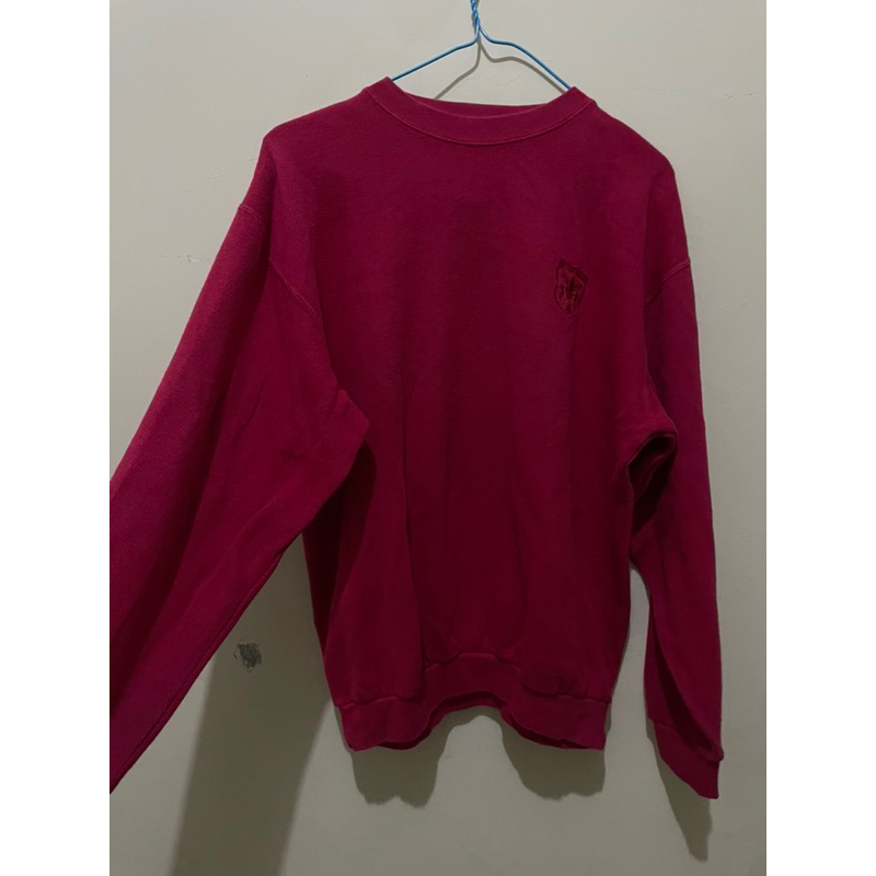 Sweater rajut warna magenta