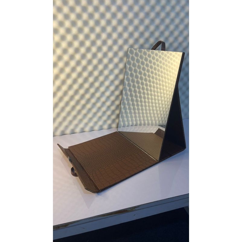 Folding Mirror