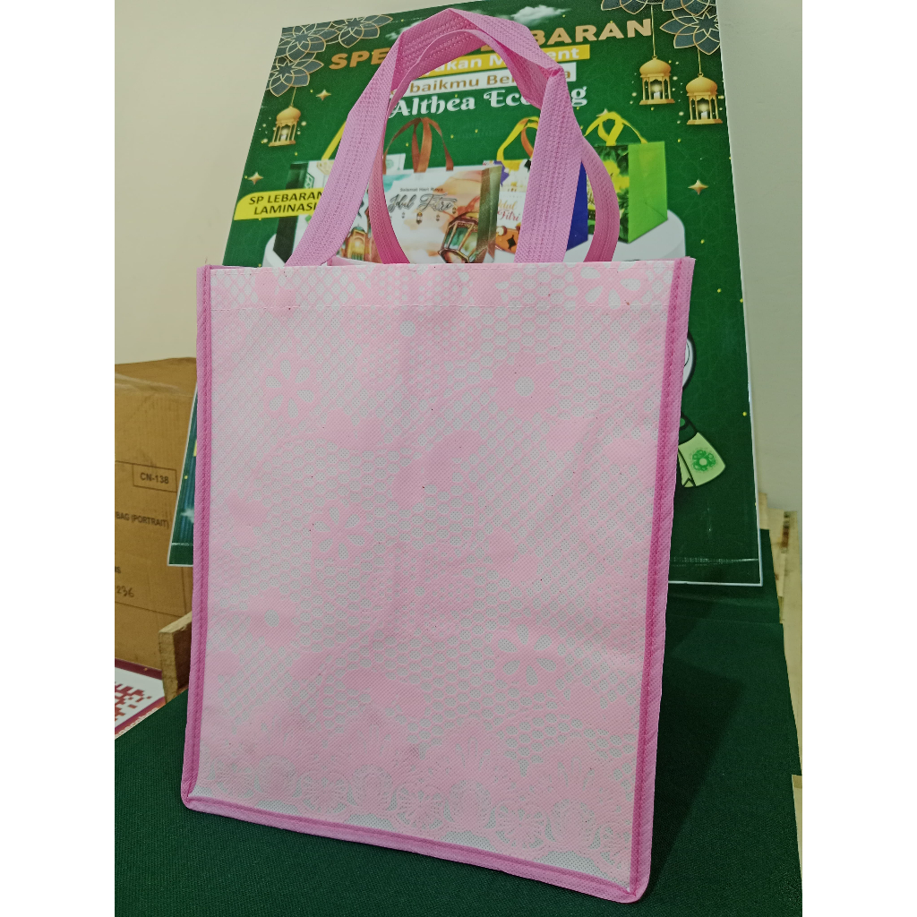 

Tas Hajatan Tas Nasi Kotak Goodie Bag Tasyakuran Tas Besek Tas Spunbond 30x24x24
