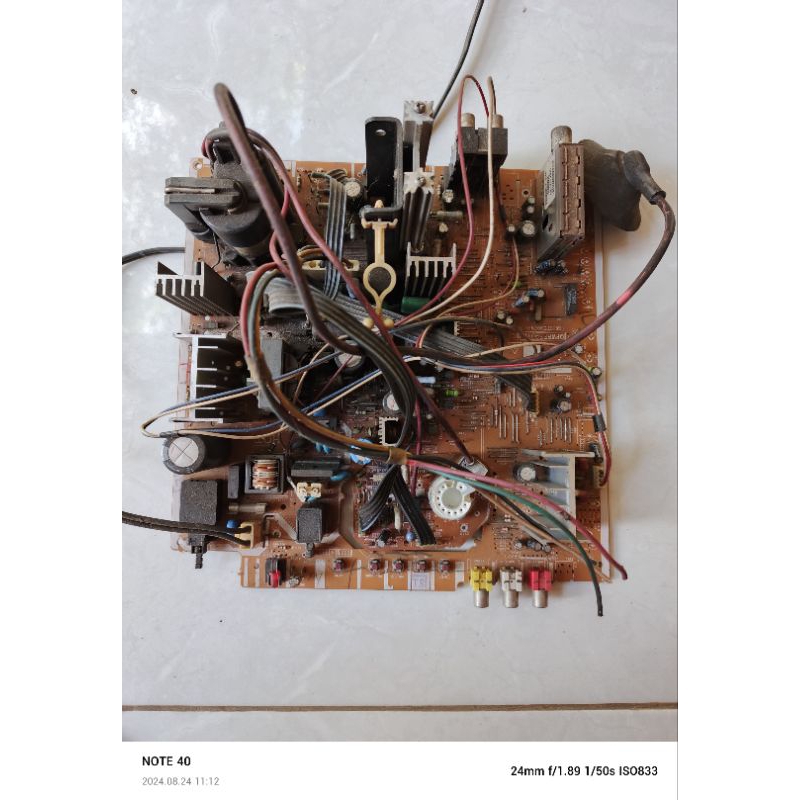 mesin tv SHARP alexander slim