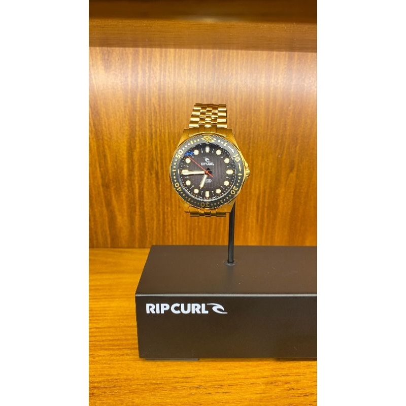Jam Tangan Rip Curl Halo Solar Watch Gold